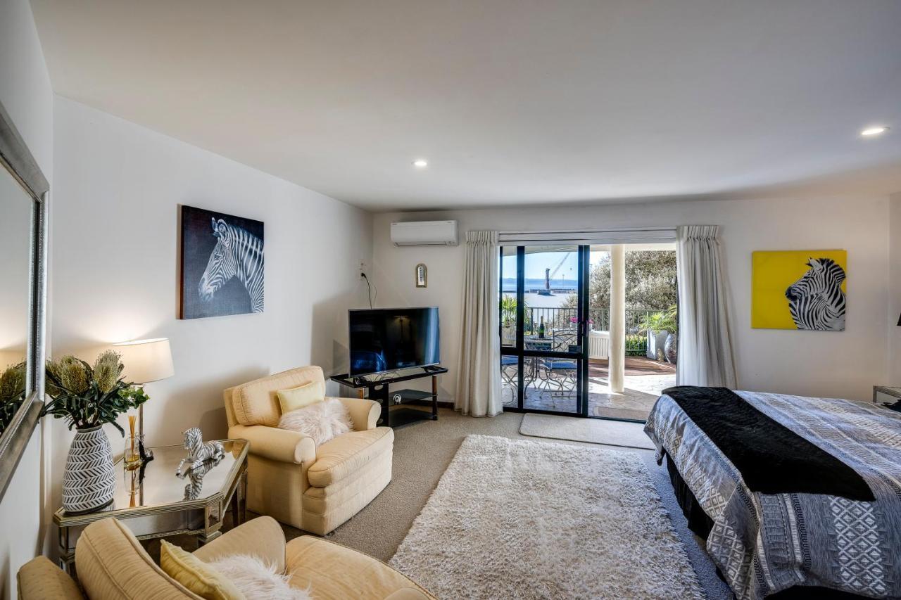 נאפייר Maison Blue - Chic Garden Apartment מראה חיצוני תמונה